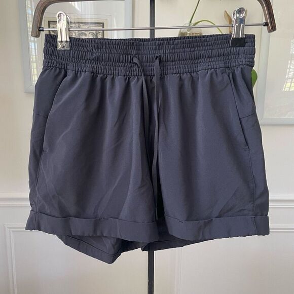 Lululemon Spring Break Away Short 4-way Stretch 3" Inseam Black $65 4 - Picture 1 of 8